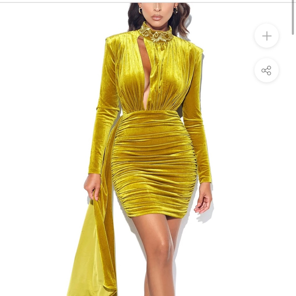 Gracyn gold cutout long sleeve draping velvet dress
